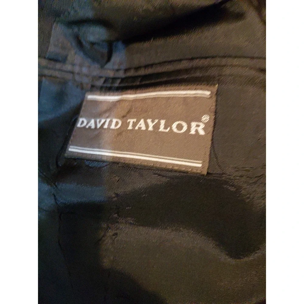 David Taylor Navy Sport Coat with Gold Buttons Size 42L Preppy Blazer